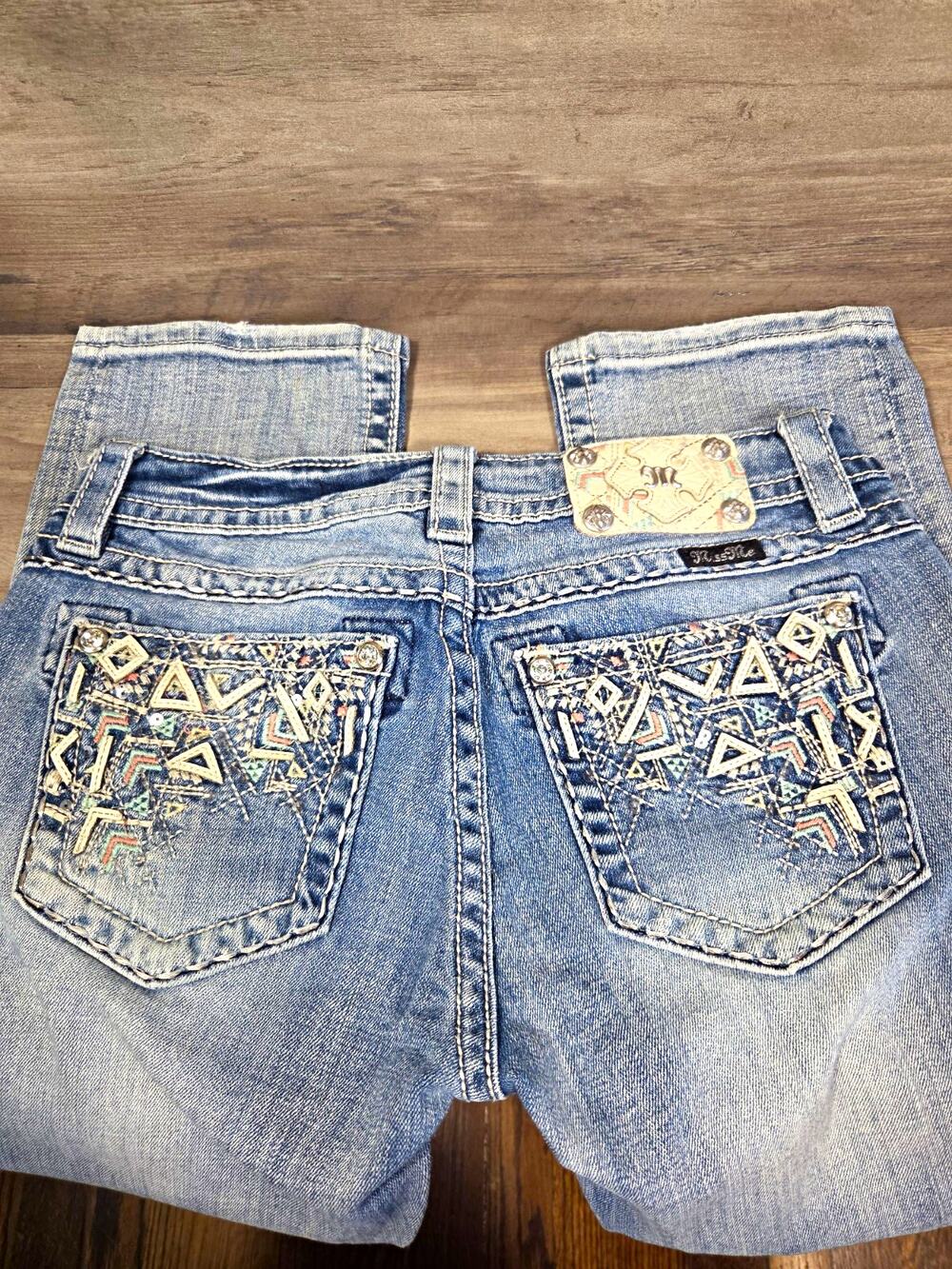 Miss Me Signature Jeans Womens 28 Cropped Capri Y2K Embellished Flap Pocket